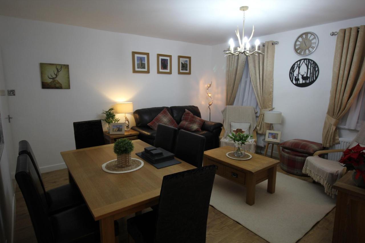 Historic Old Town 2 Bed Ground Floor Apartment Stirling Exterior photo